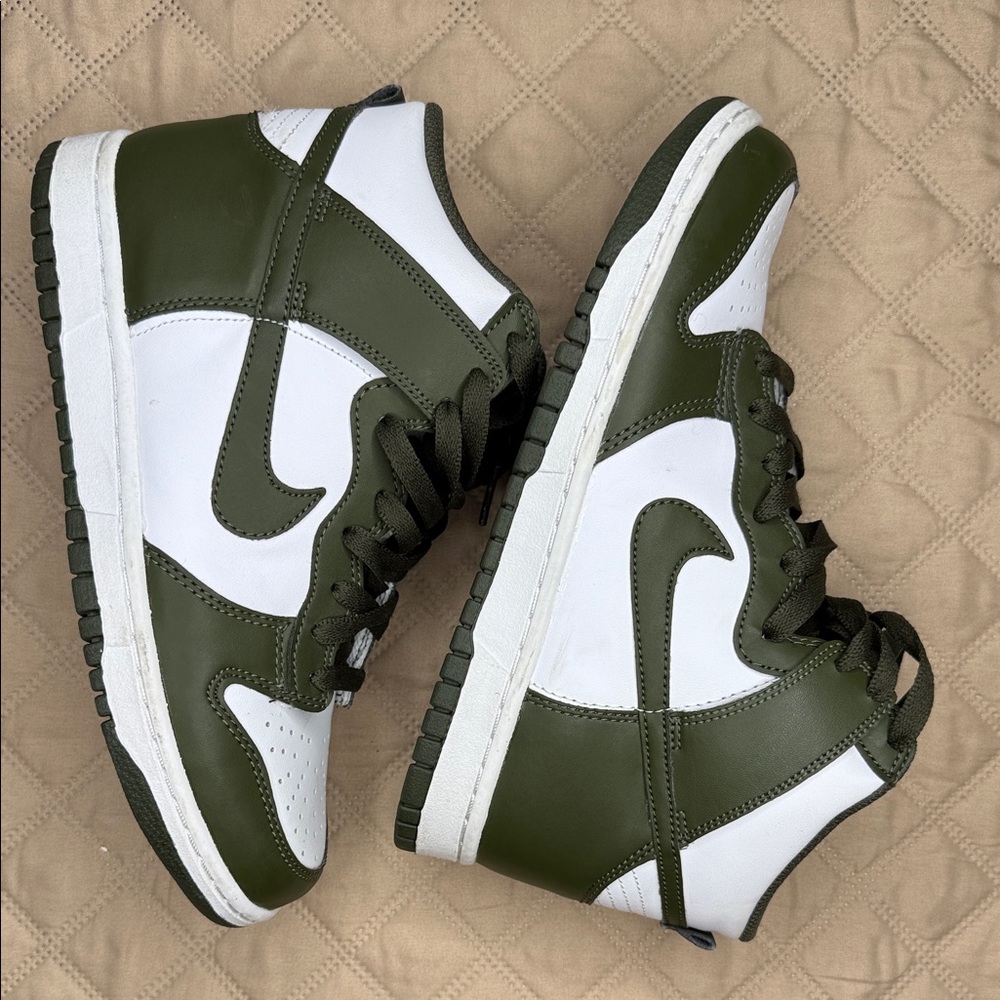 Nike Dunk High GS Retro Cargo Khaki Olive Green Shoes
